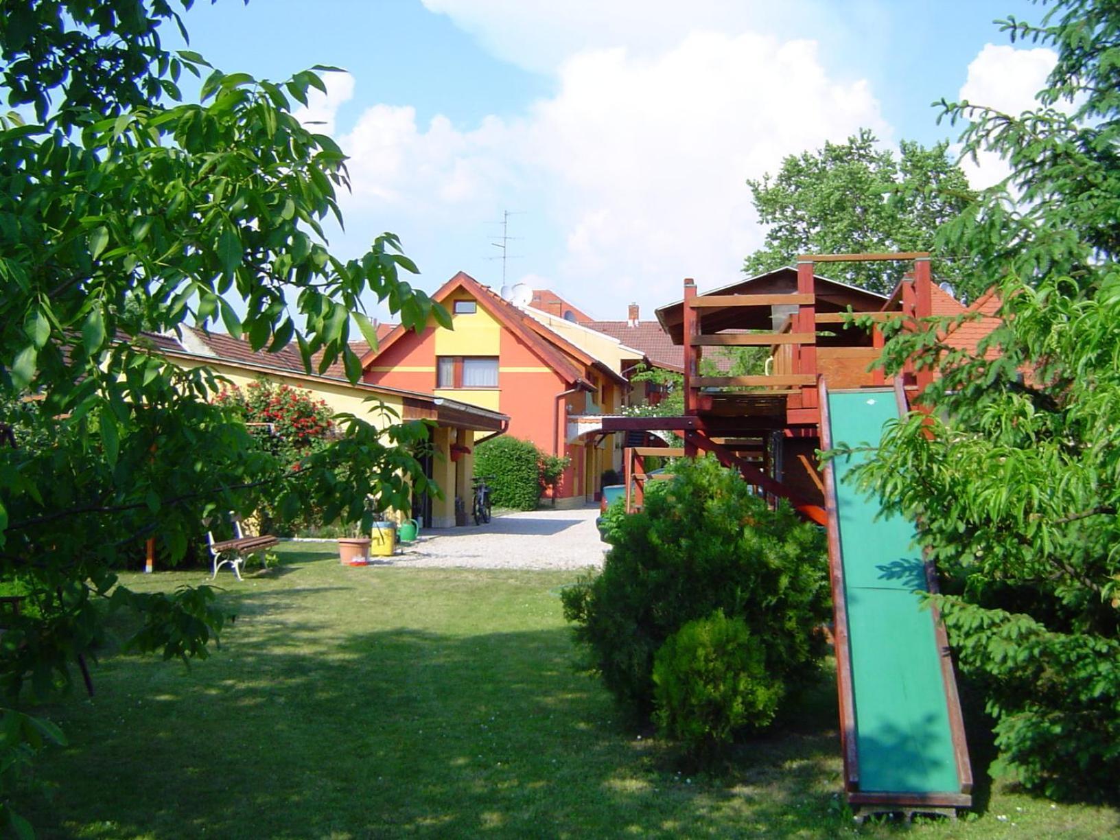 Lunczer Vendeghaz Otel Mosonmagyaróvár Dış mekan fotoğraf