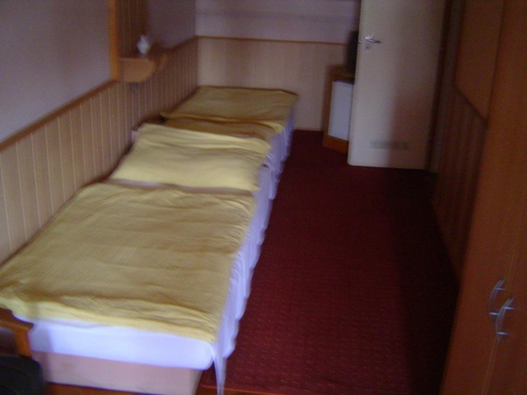 Lunczer Vendeghaz Otel Mosonmagyaróvár Dış mekan fotoğraf